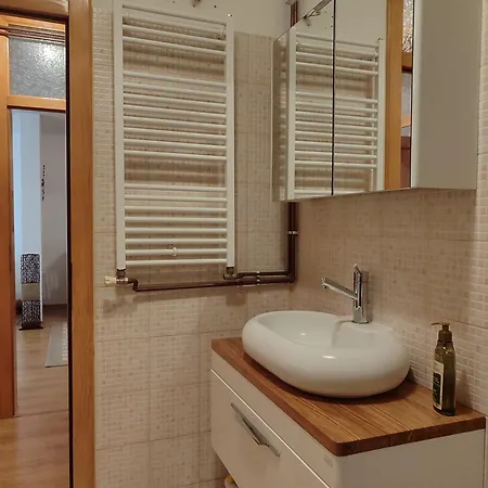 Shiny Thumb Apartment